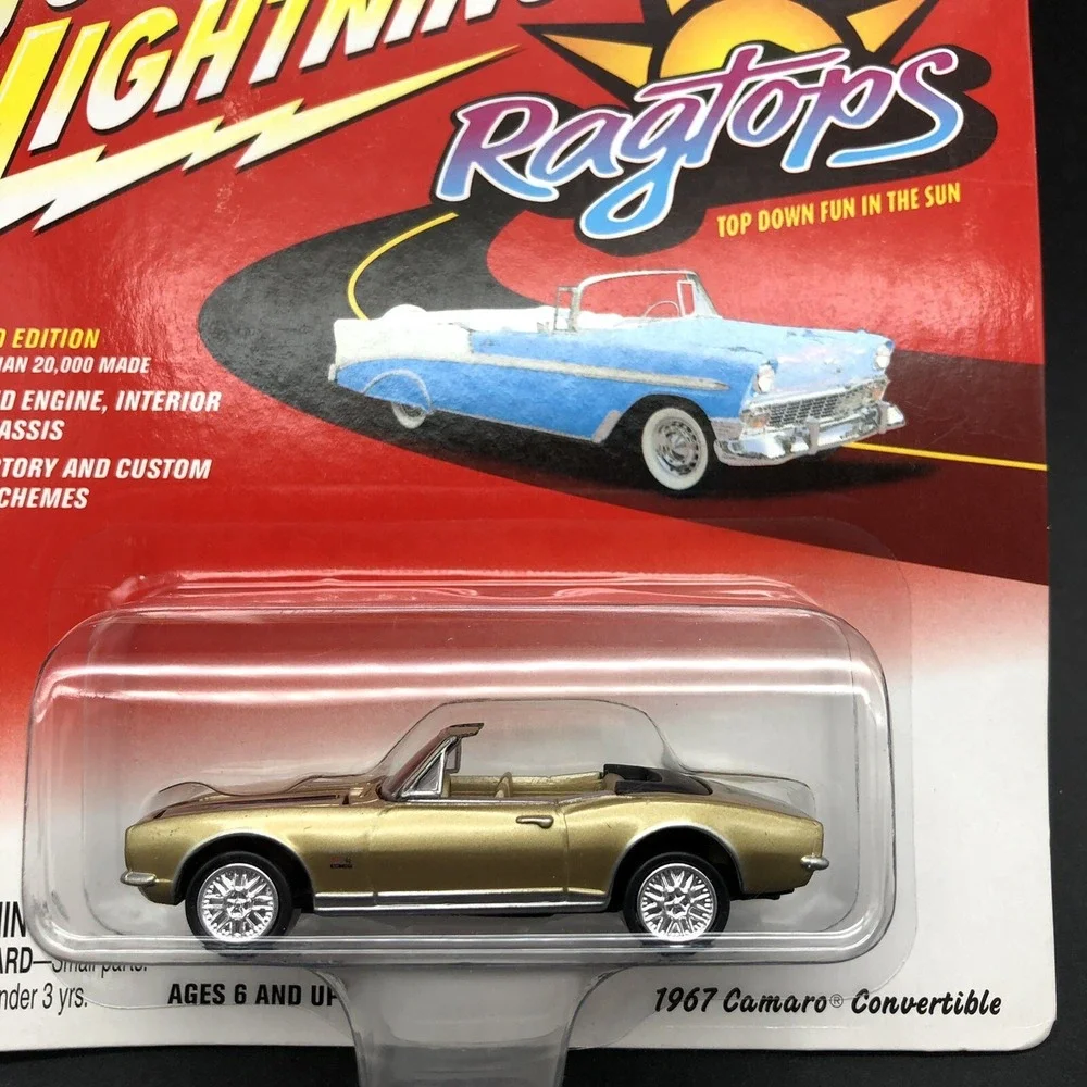 Johnny Lightning Ragtops 1967 '67 Chevy Camaro Convertible Car Gold Diecast 1/64
